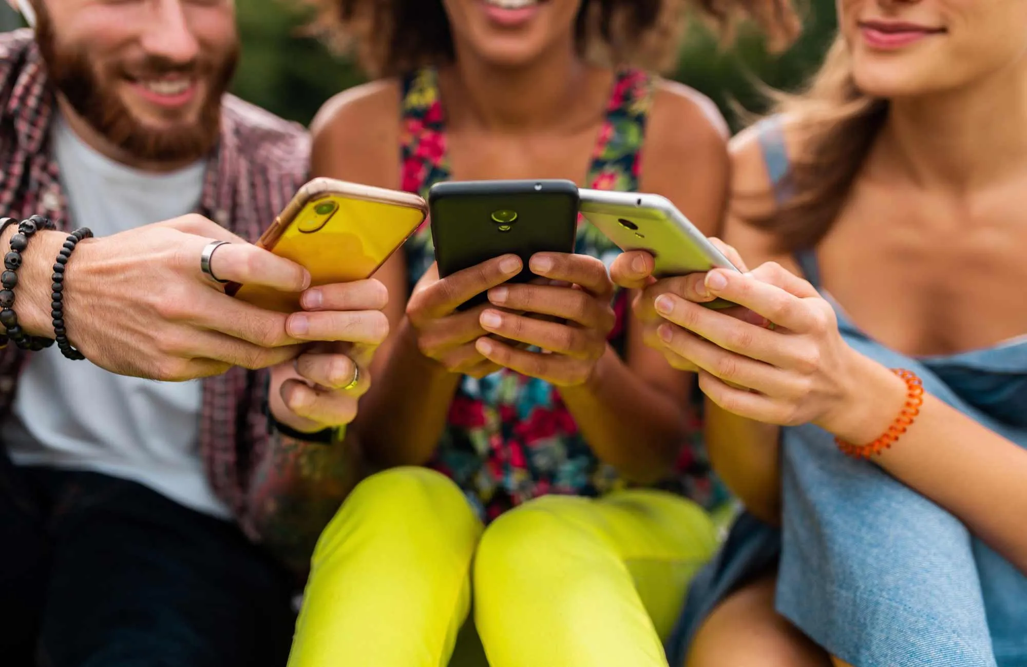 Come utilizzare una scheda eSIM da viaggio in vacanza